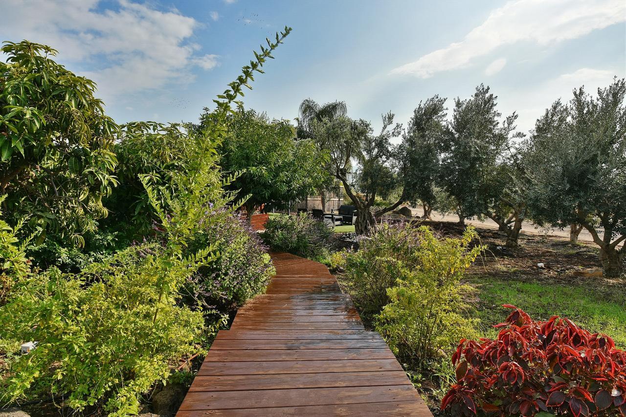 The Golan Cabin Villa Had Nes Esterno foto